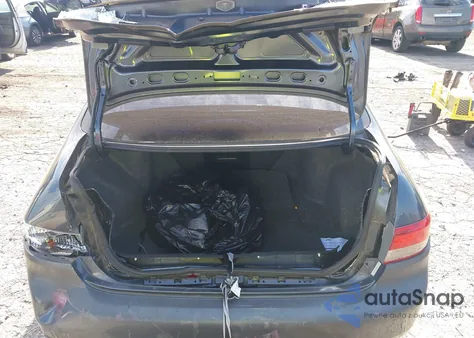 2004 Honda Accord 2.4 Lx from USA, damaged, VIN 1HGCM56374A020117